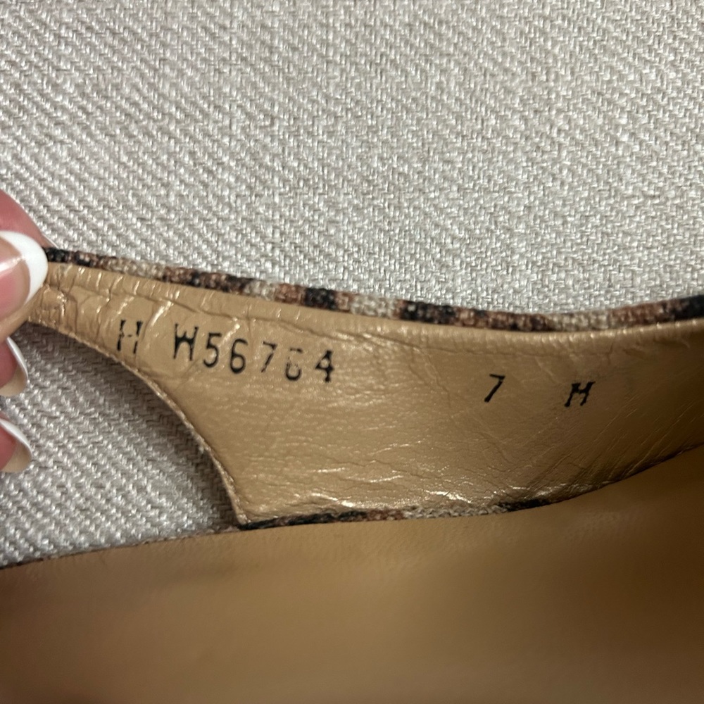Stuart Weitzman shoes - Picture 5 of 8
